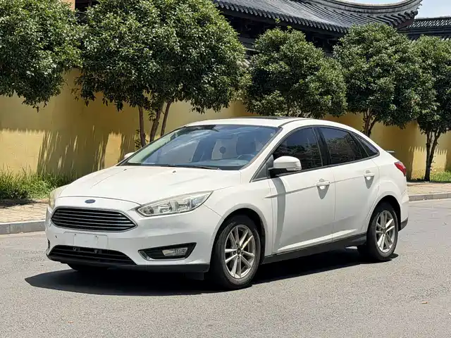 2016 Ford Focus