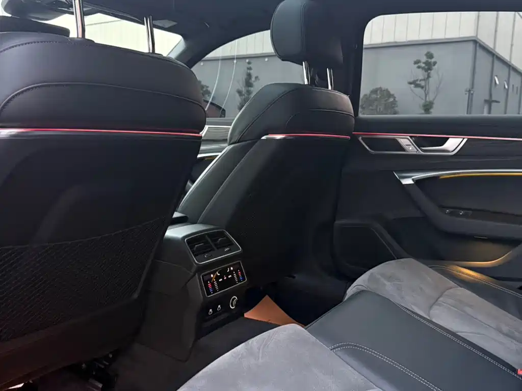 Audi A6L — миниатюра 9