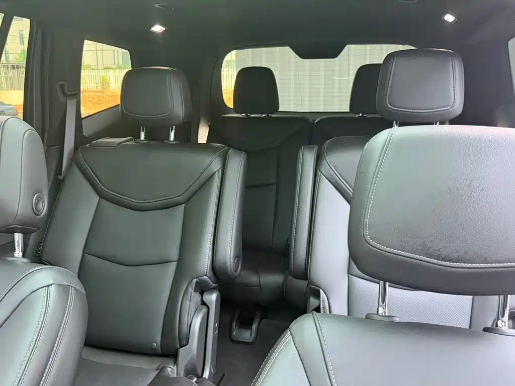 Cadillac XT6 — миниатюра 12
