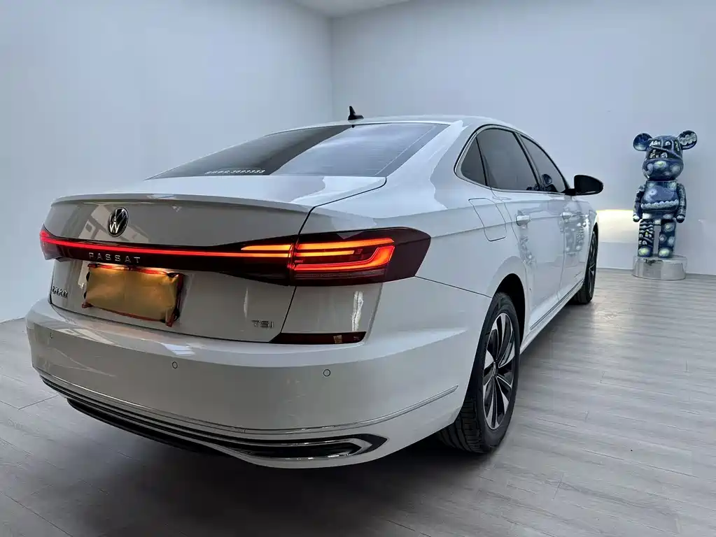 Volkswagen Passat — миниатюра 5