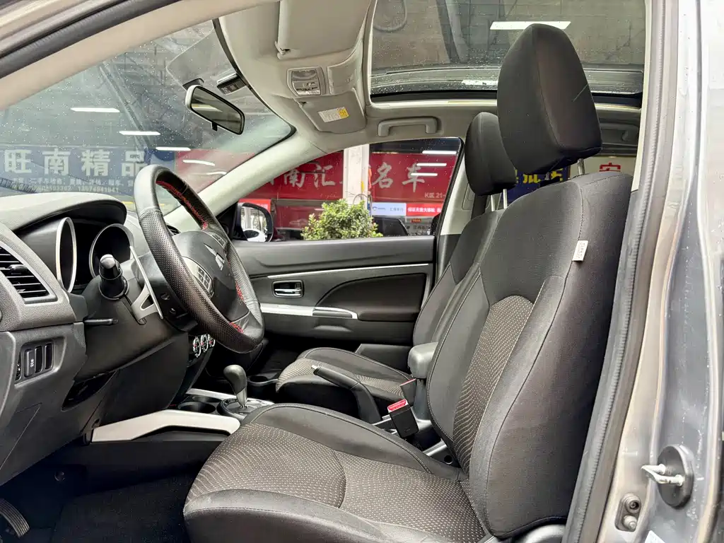 Mitsubishi ASX — миниатюра 4