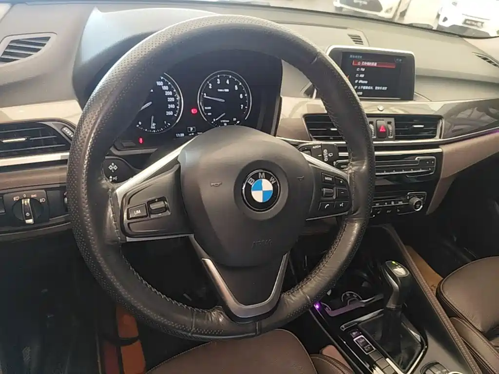 BMW X1 — миниатюра 11