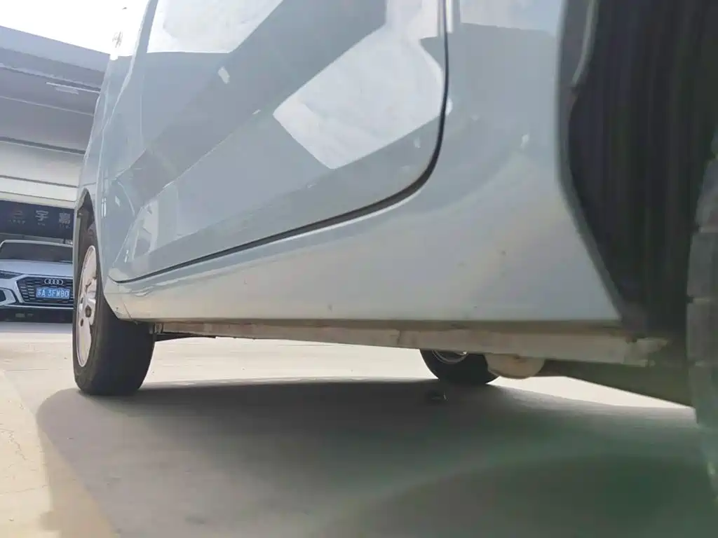 Wuling MINIEV — миниатюра 22