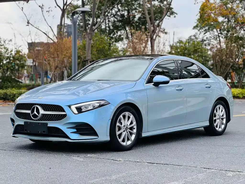 MERCEDES-BENZ A CLASS
