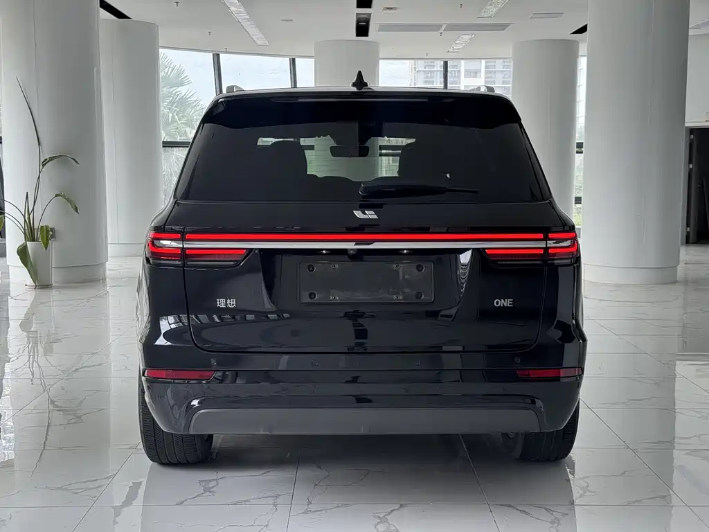 Li Auto Li ONE — миниатюра 8