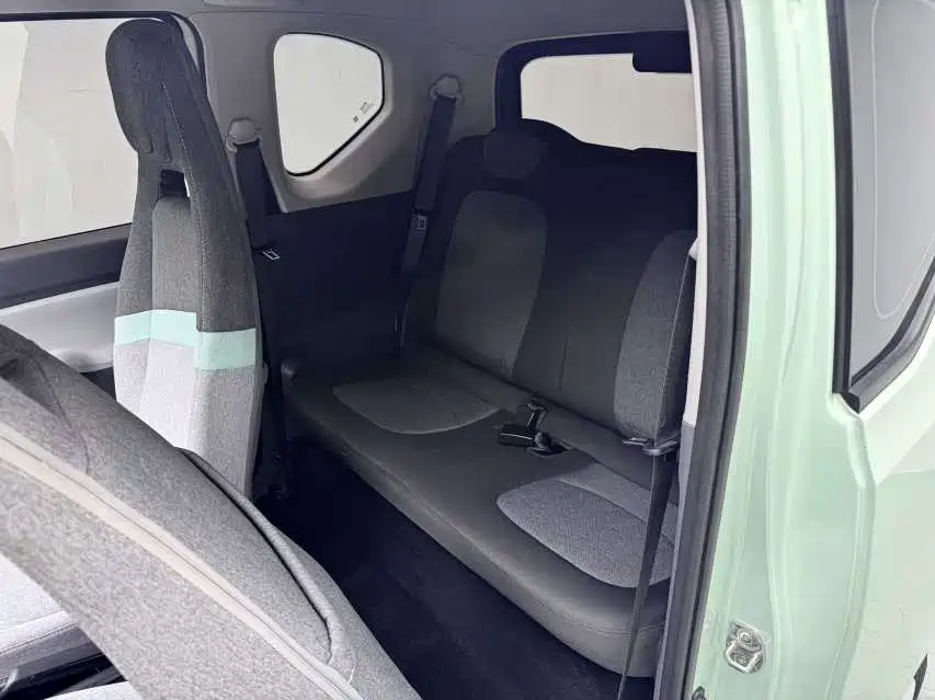 Wuling MINIEV — миниатюра 10