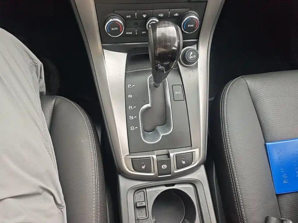 Chevrolet Captiva — миниатюра 14