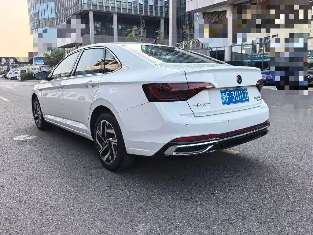 Volkswagen Sagitar — миниатюра 7