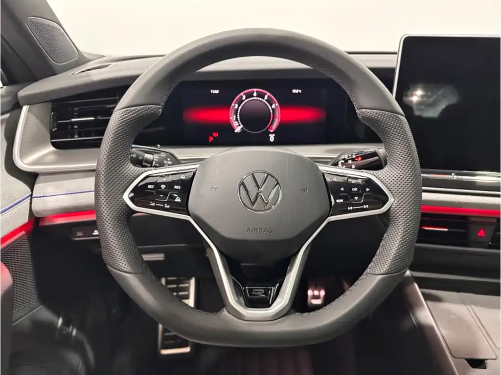 Volkswagen Tayron 2025 L 380TSI Luxury Easy