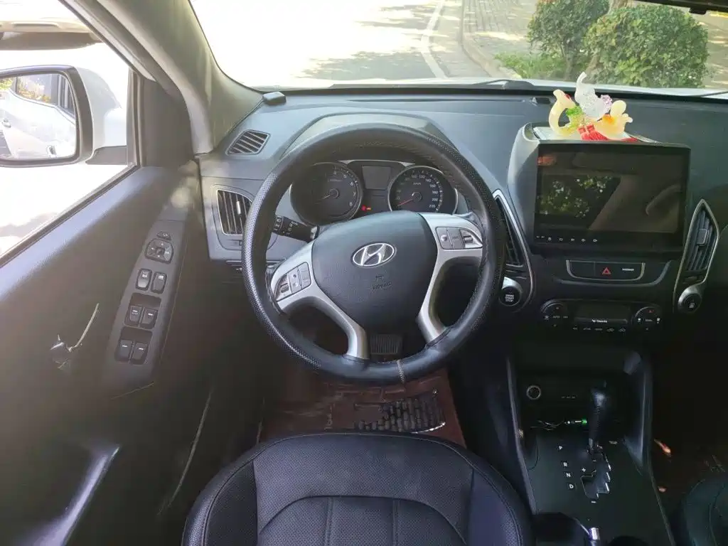 Hyundai ix35 — миниатюра 6