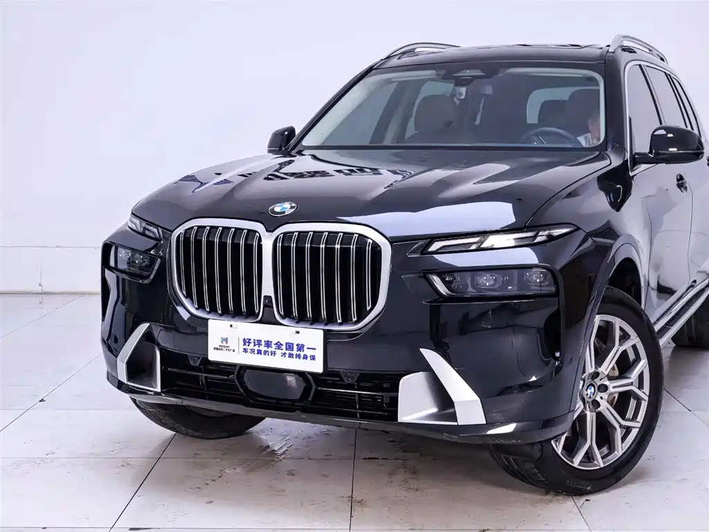 BMW X7 2023 xDrive40i Lead Luxury