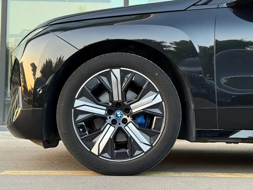 BMW iX — миниатюра 19