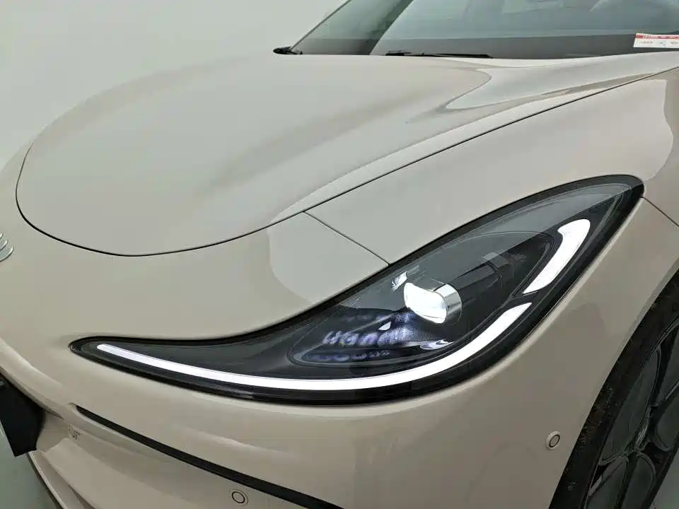 ZHIJI AUTOMOBILE ZHIJI L6