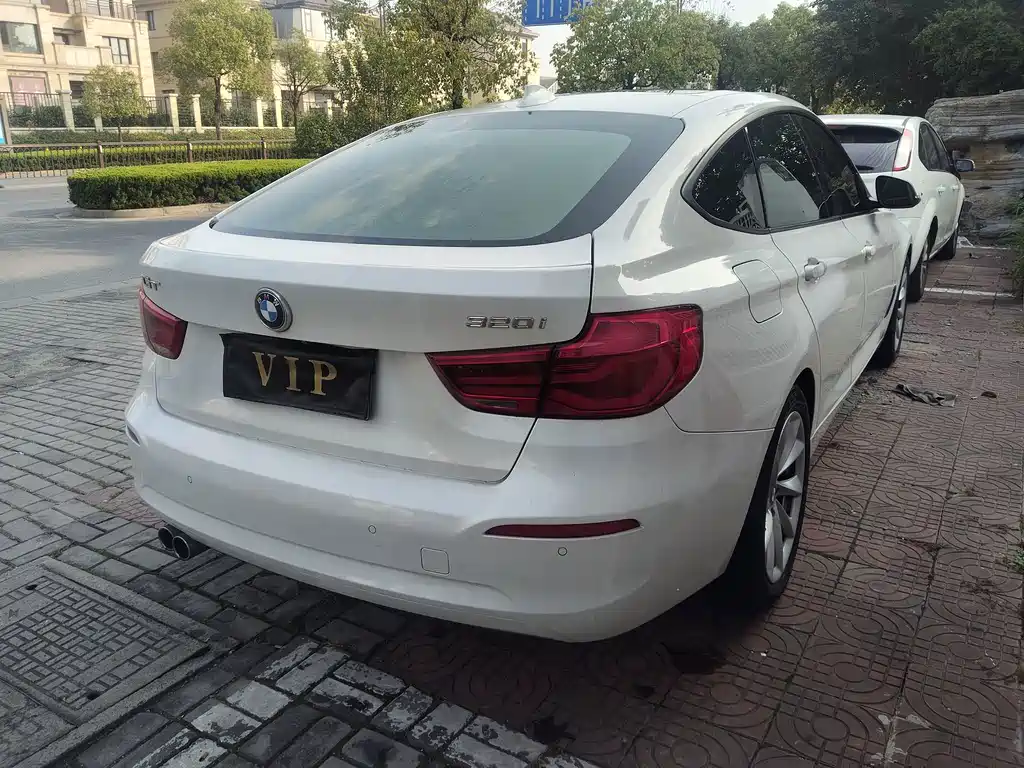 BMW 3 Series GT — миниатюра 3