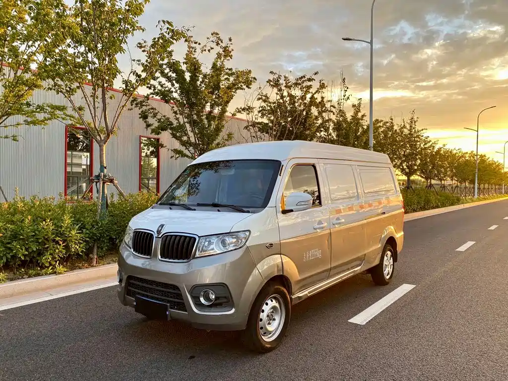 Jinbei Hiace X30L
