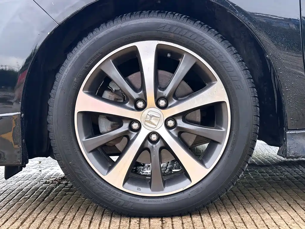Honda Spirior — миниатюра 9