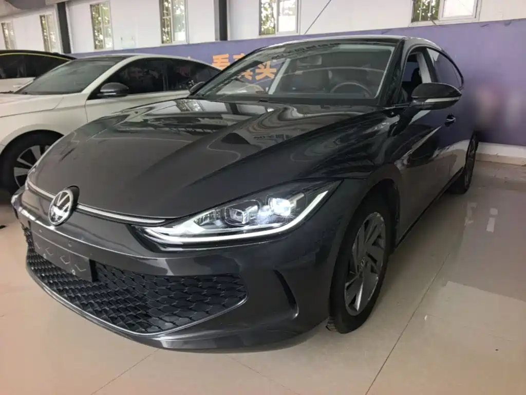 Volkswagen Lamando — миниатюра 2