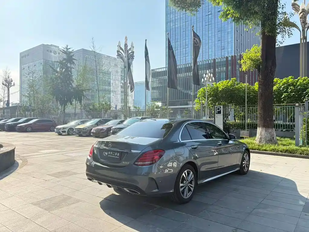 Mercedes-Benz C-Class — миниатюра 5