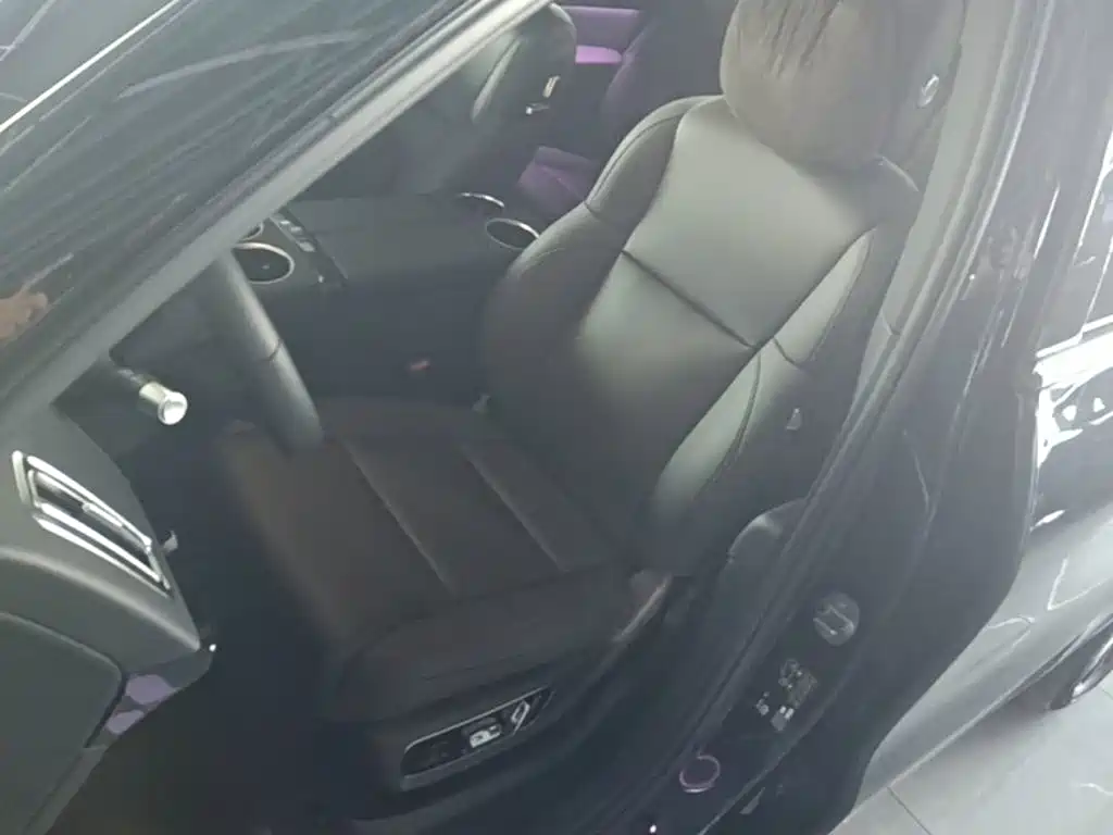 Li Auto Li L8 — миниатюра 15