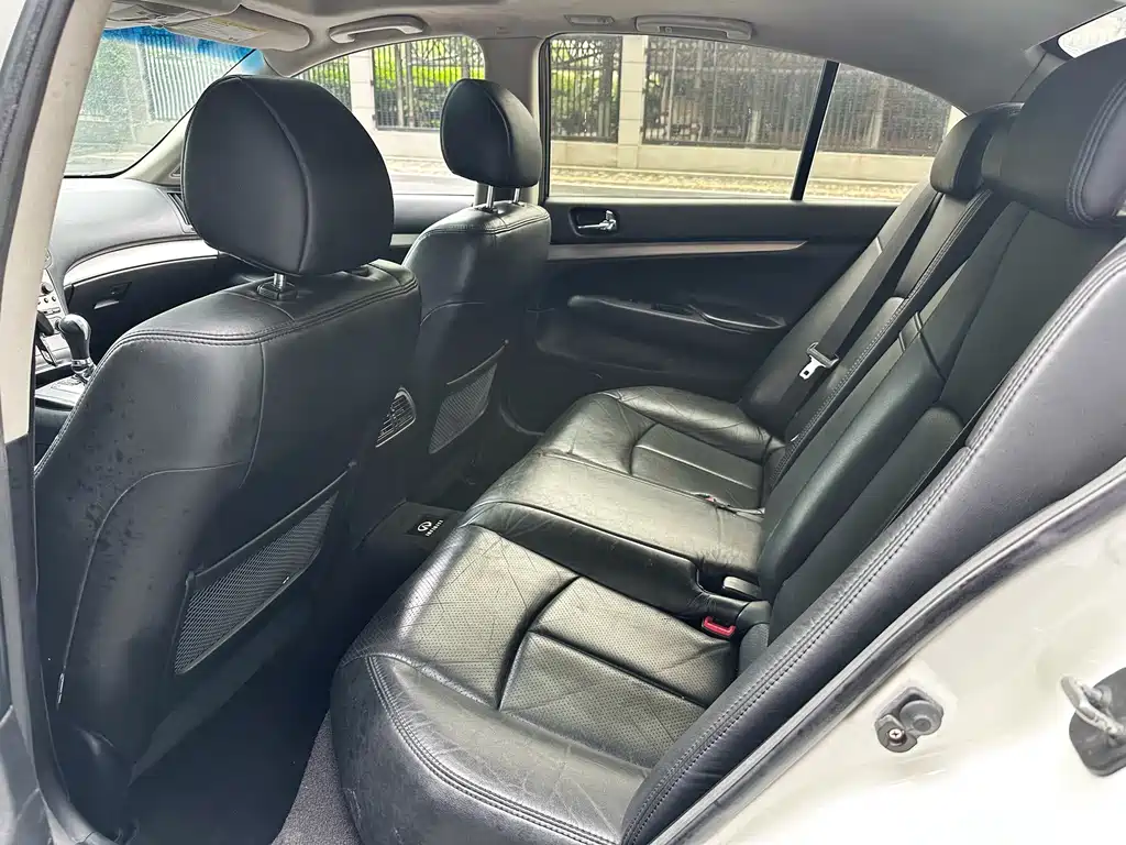 Infiniti G — миниатюра 16