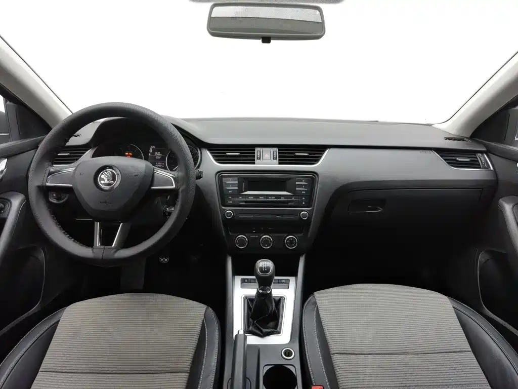 Skoda Octavia — миниатюра 5