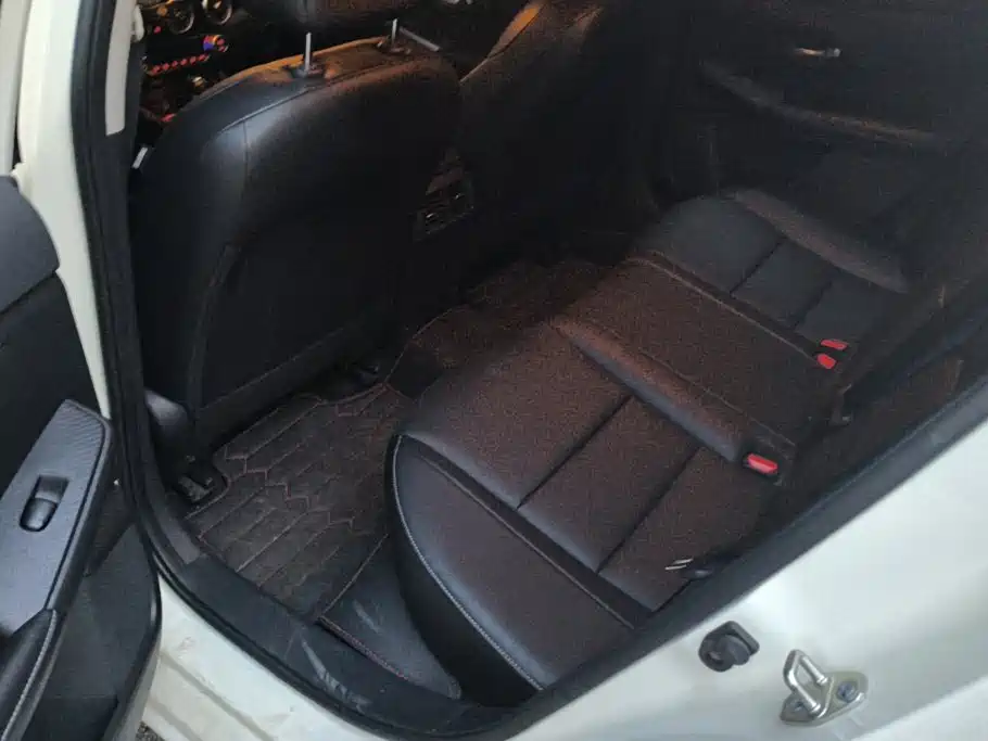 Nissan Sylphy — миниатюра 11