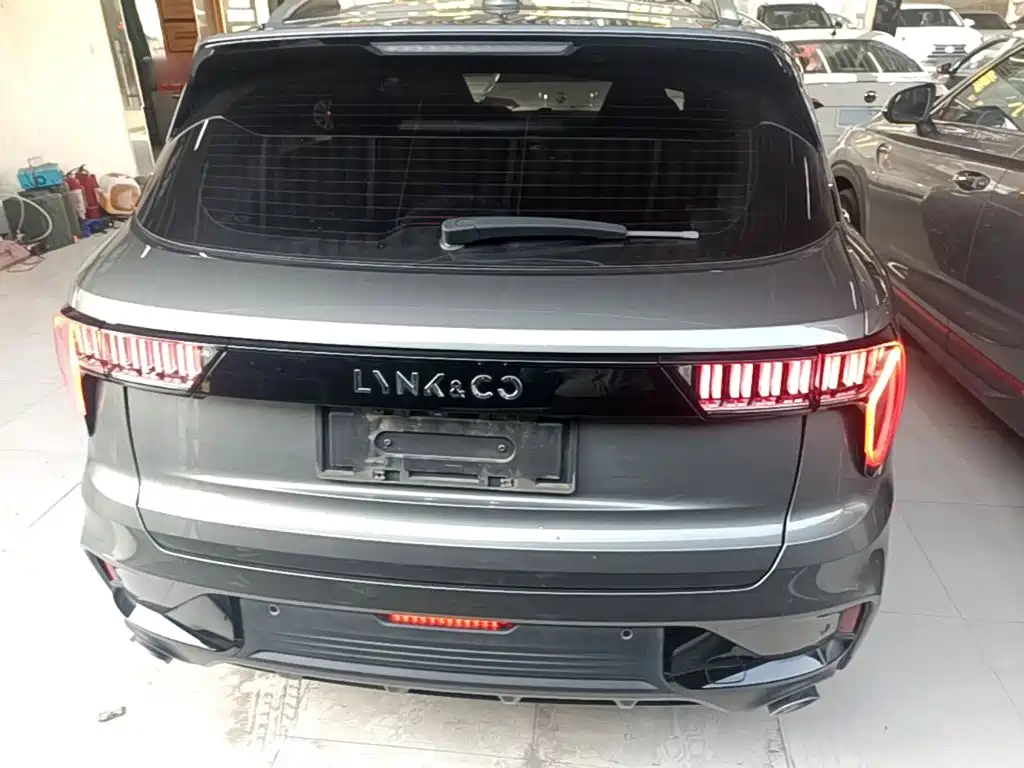 Lynk & Co 01 — миниатюра 6