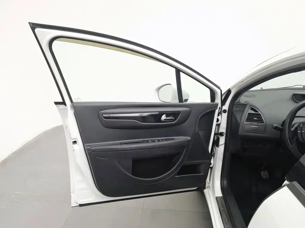 Citroen C-Quatre — миниатюра 8