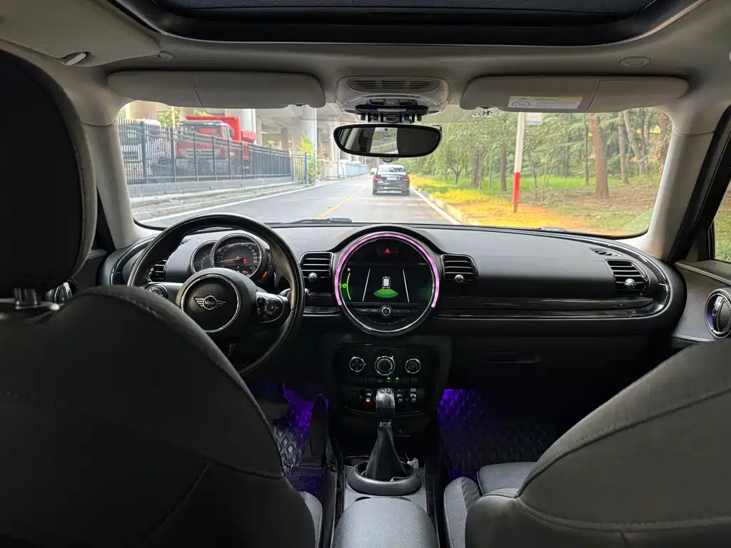 MINI Mini Clubman — миниатюра 8