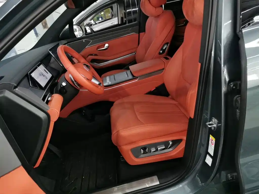 BYD Tang L — миниатюра 15