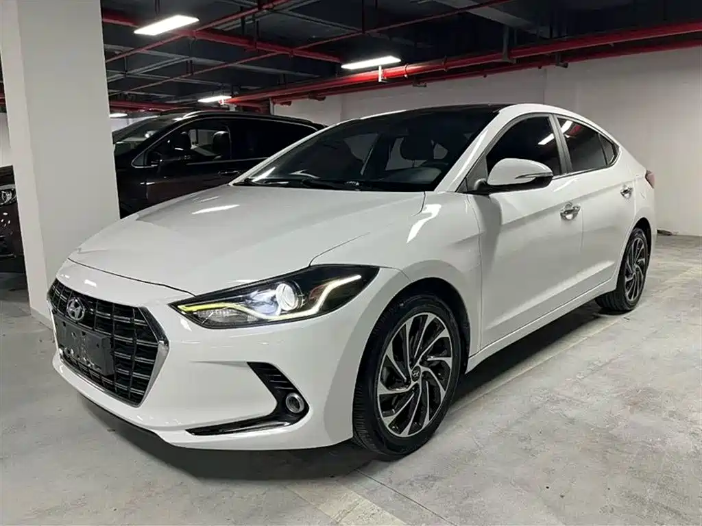 Hyundai Elantra 2020