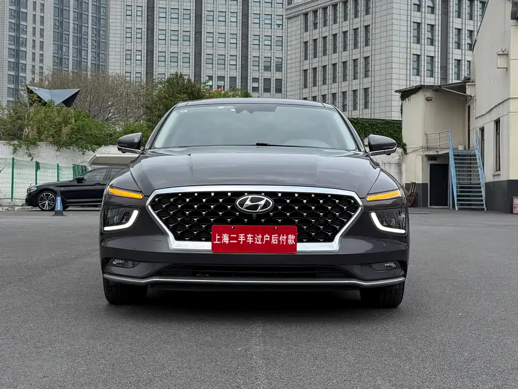 Hyundai Mistra 2022