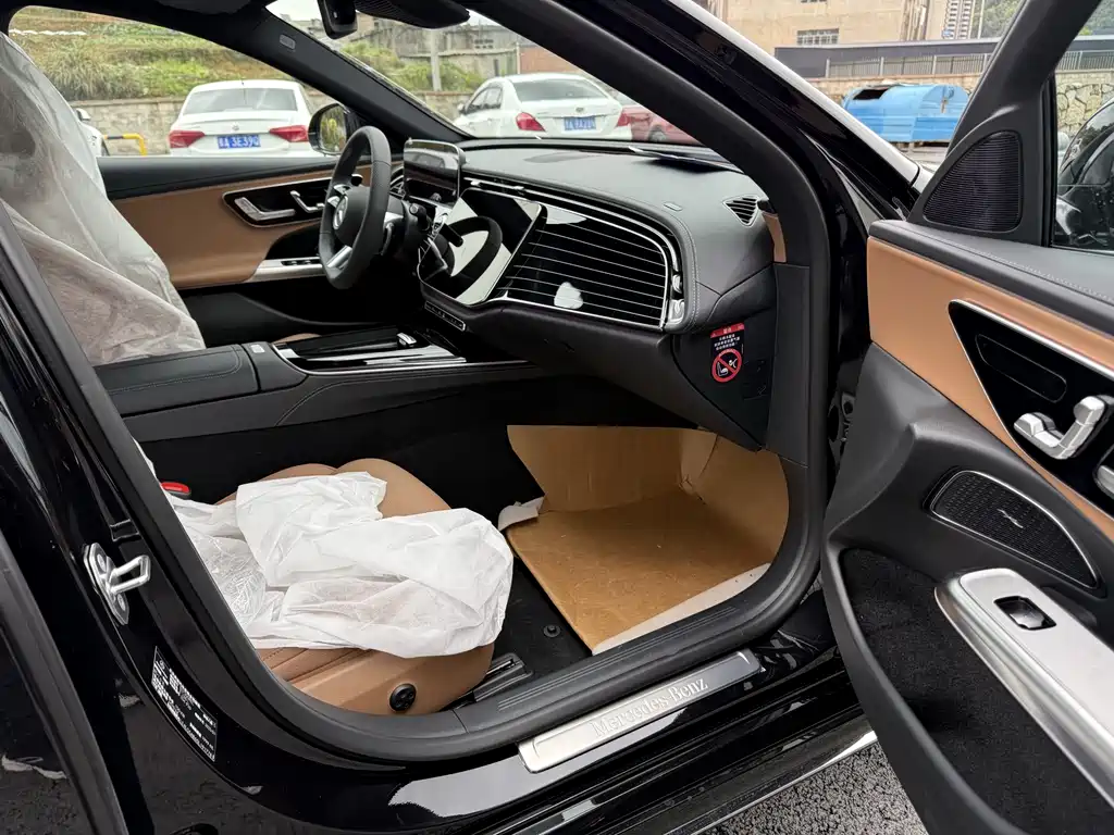Mercedes-Benz E-Class E 2025 E 260 L Sport