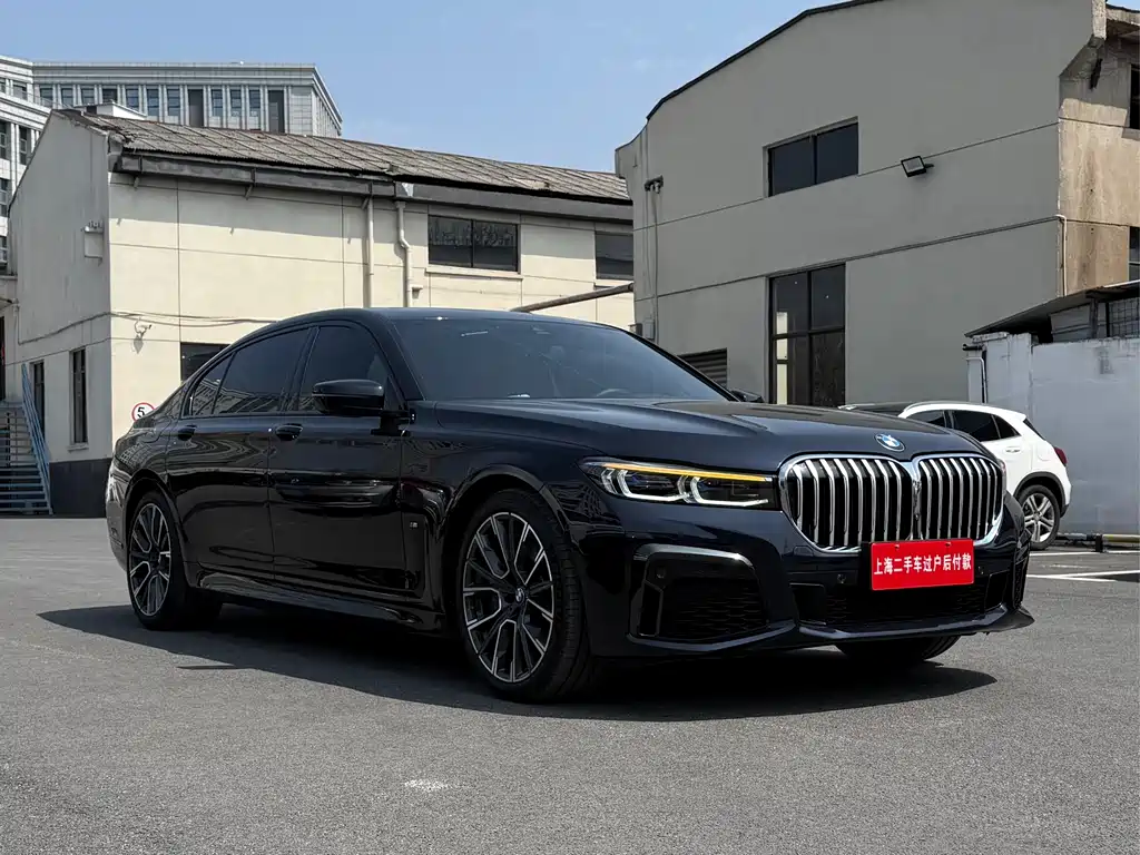 BMW 7 Series 7 2022 740Li Premium M Sport