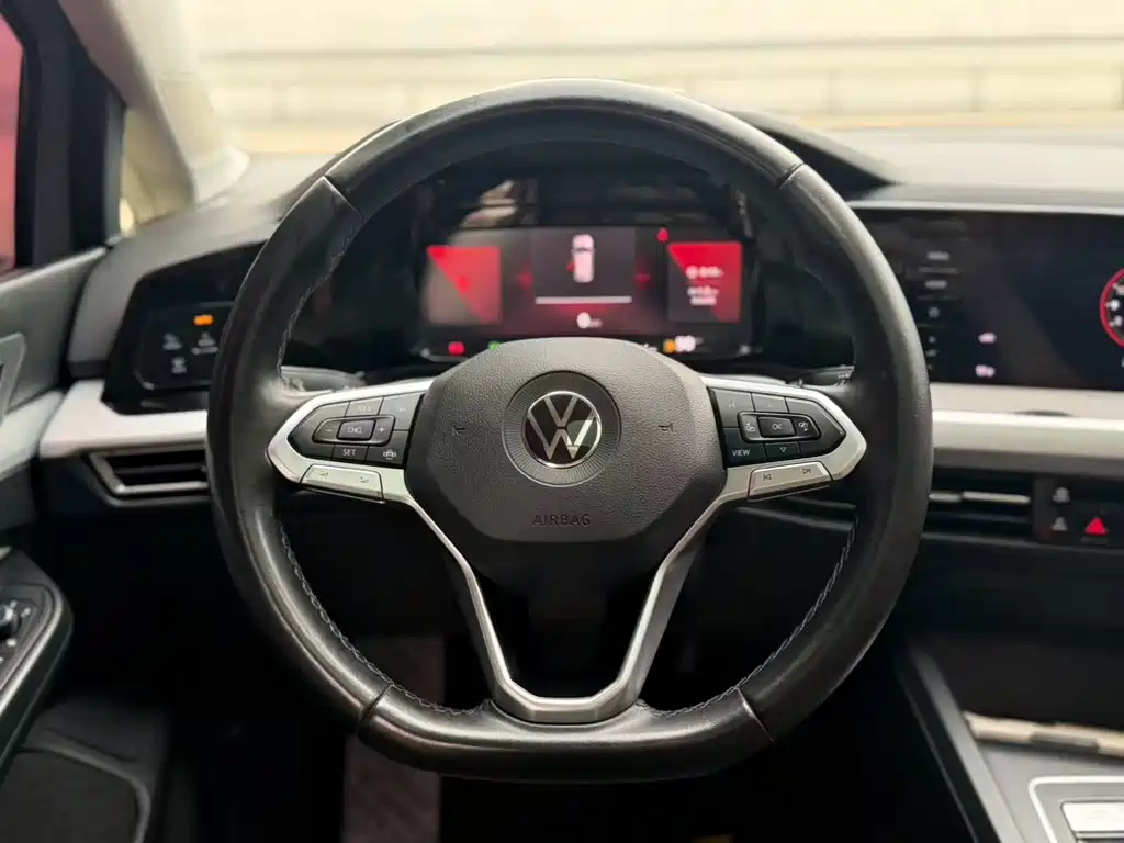 Volkswagen Golf — миниатюра 8