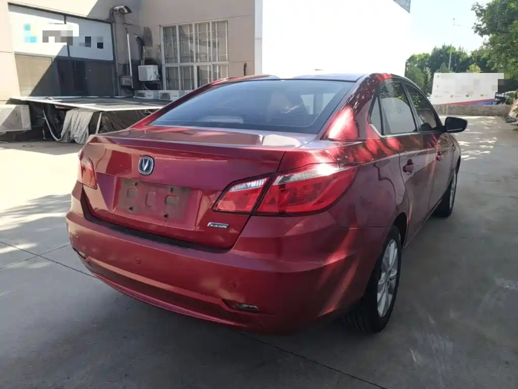 Changan Eado — миниатюра 7