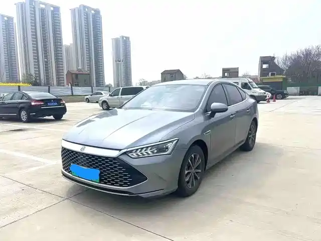 2023 BYD Qin