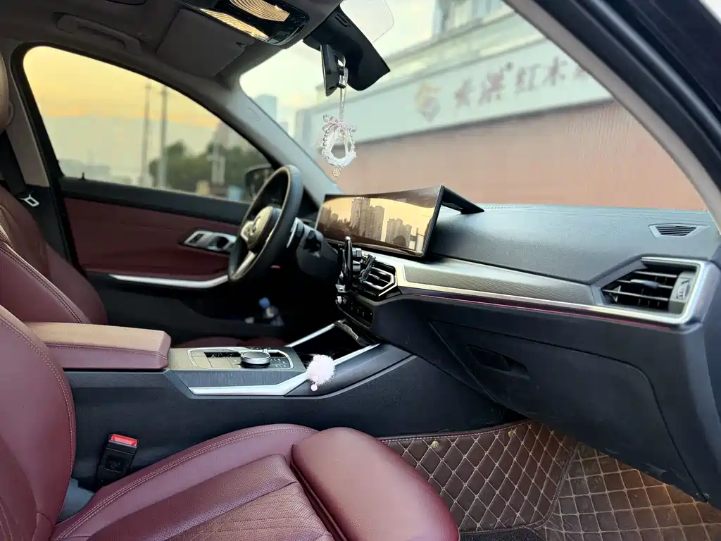 BMW 3 Series — миниатюра 18