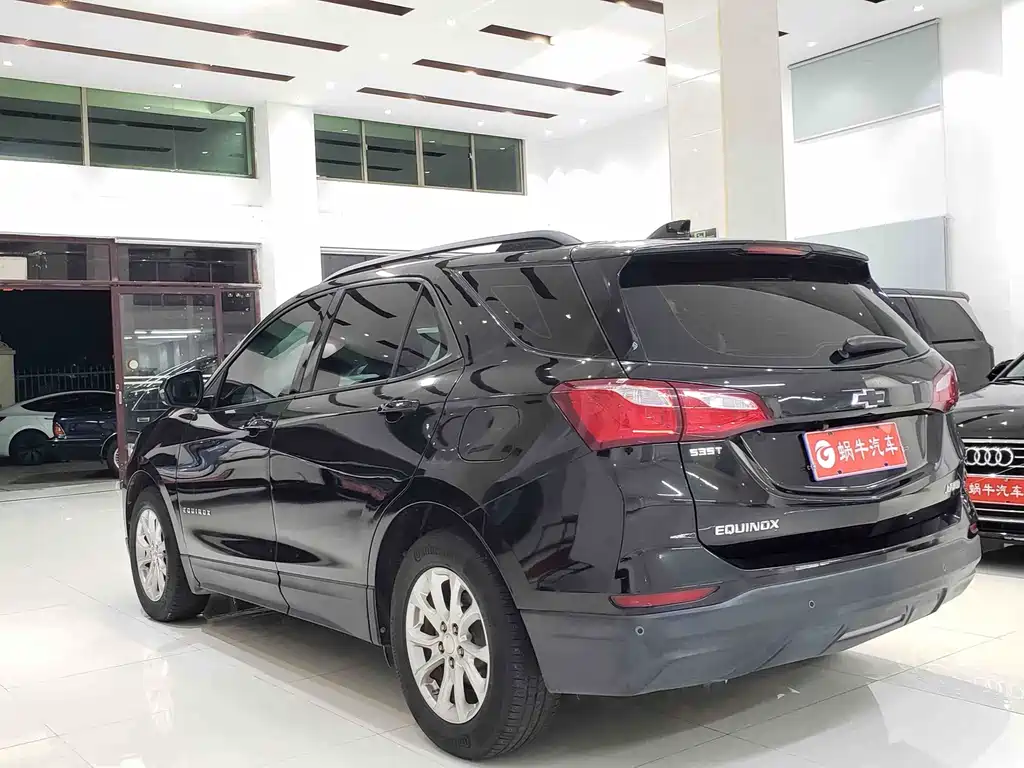 Chevrolet Equinox — миниатюра 9