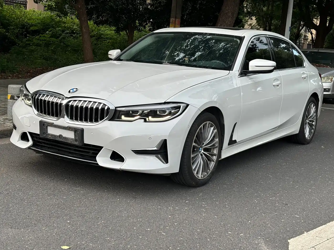 BMW 3 series id 4669464 из Китая 13