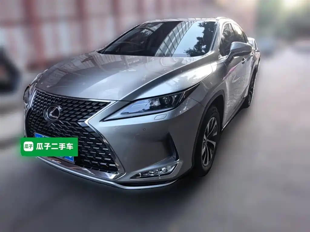 Lexus RX 2020