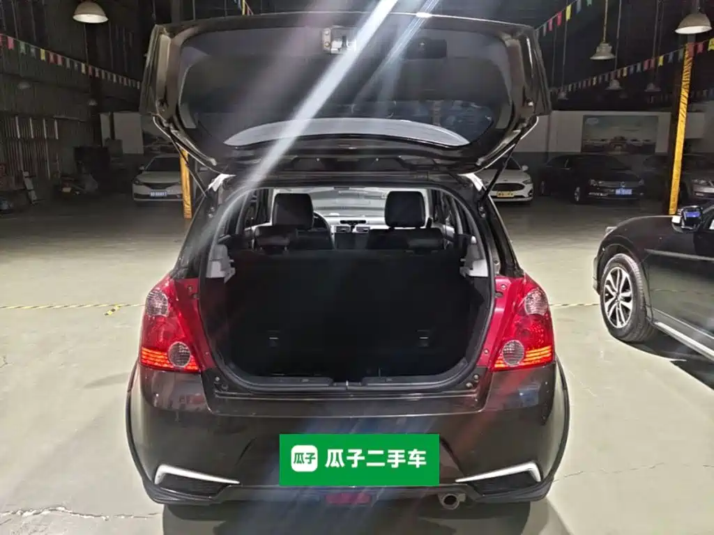 Suzuki Swift — миниатюра 19