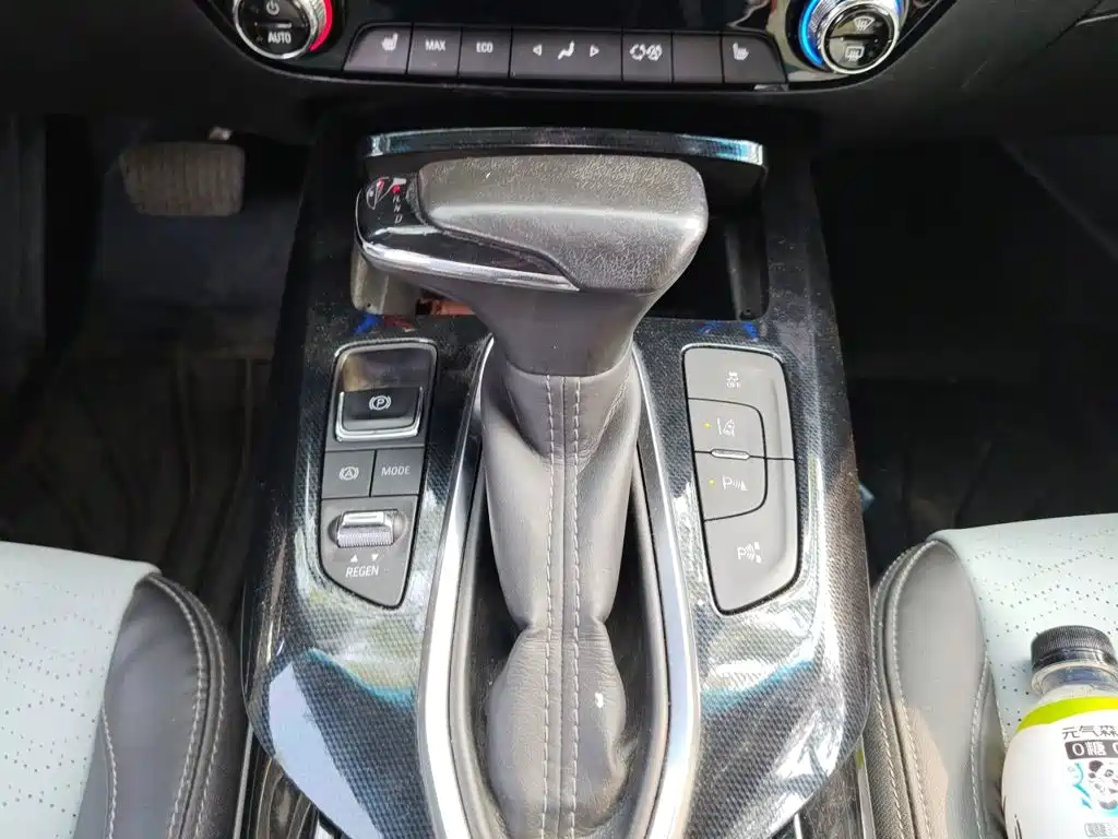 Chevrolet Menlo — миниатюра 15