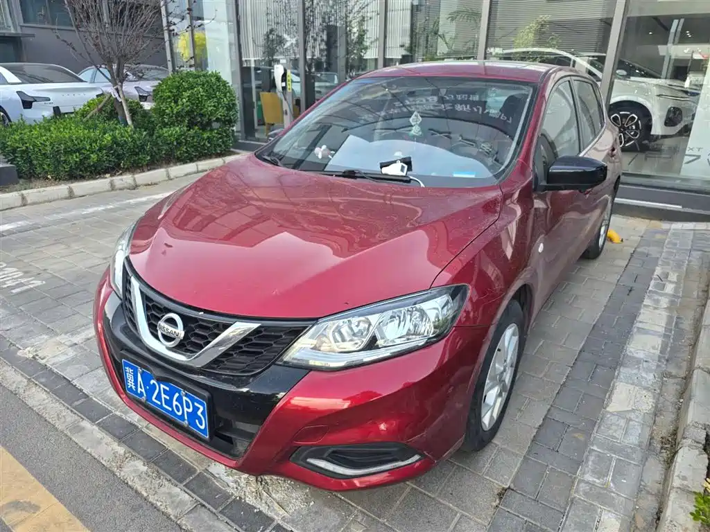 Nissan Tiida 2021