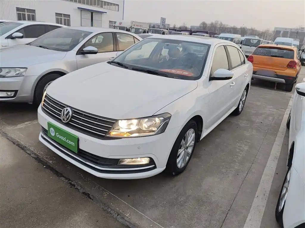 Volkswagen Lavida 2016