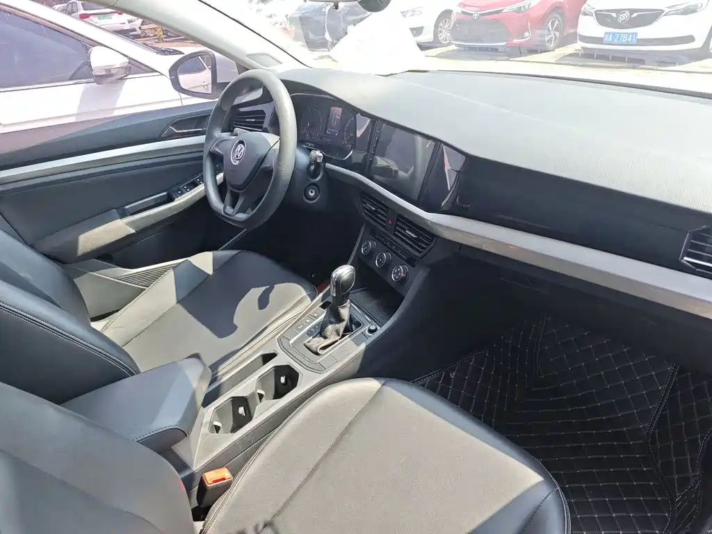Volkswagen Bora — миниатюра 12