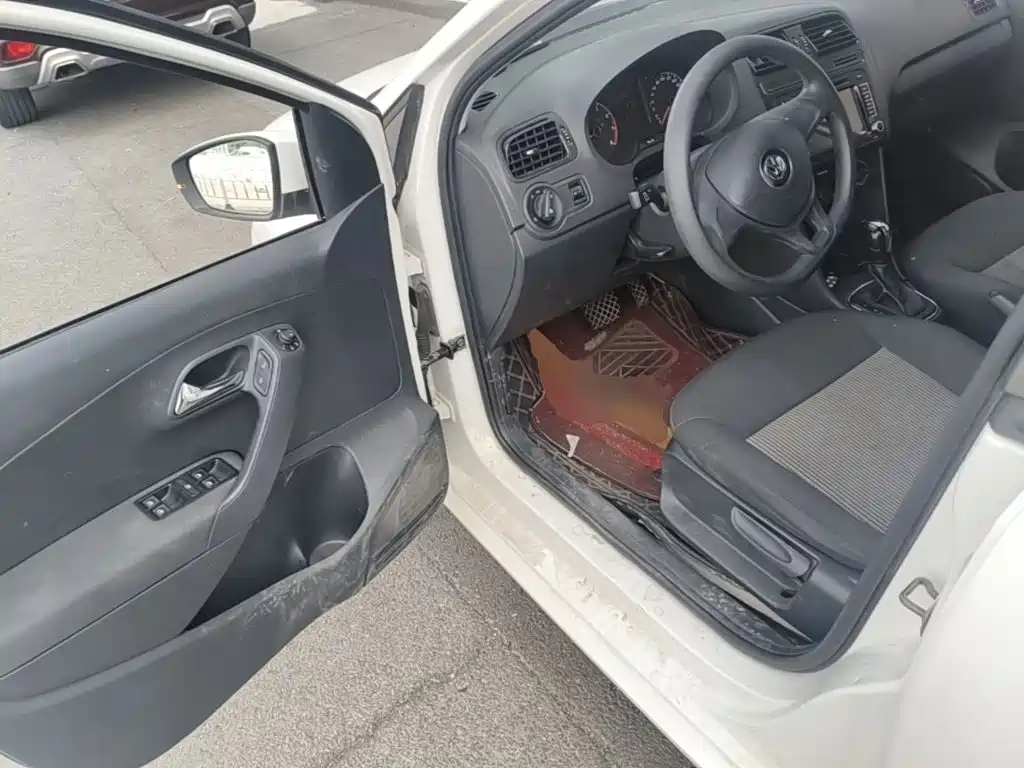 Volkswagen Polo — миниатюра 16