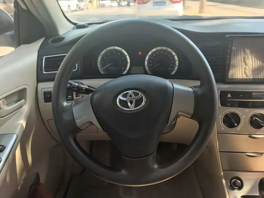 Toyota Corolla — миниатюра 15