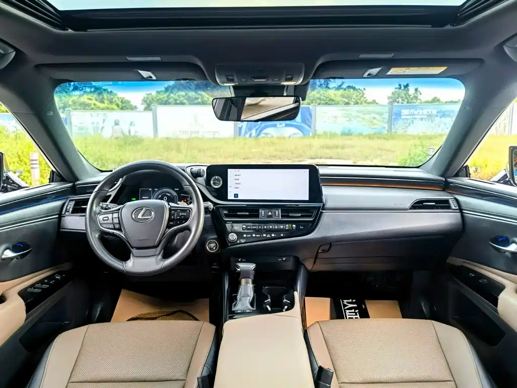Lexus ES — миниатюра 8