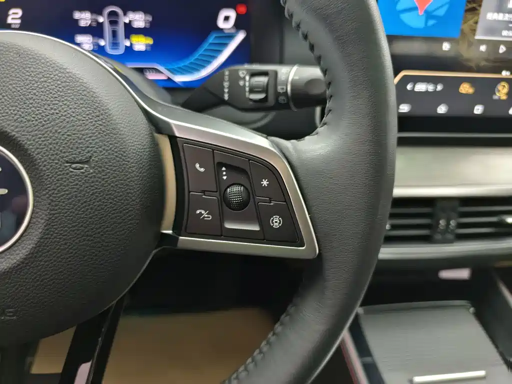 BYD Tang New Energy — миниатюра 27